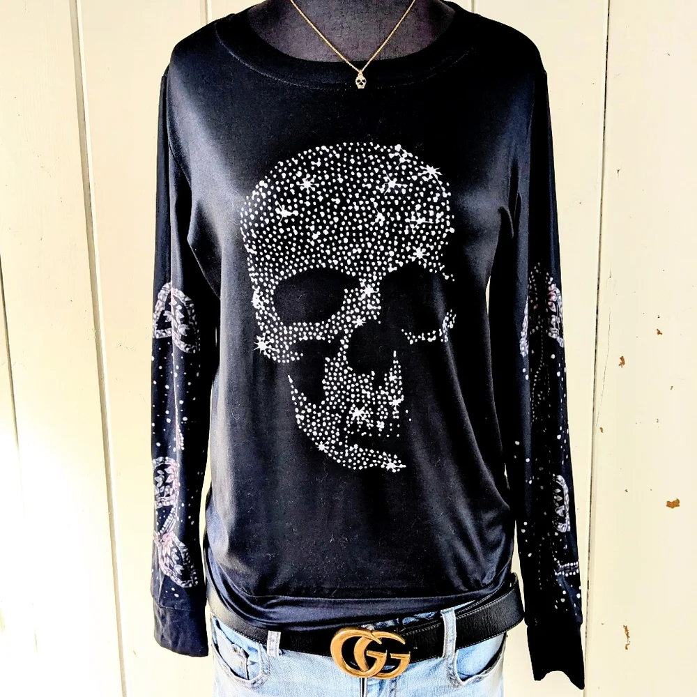 🔴3/$10 Black Skull "Rhinestone" Print Tee NWT sz S - Picture 2 of 7